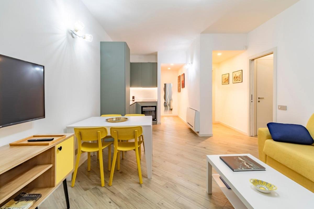 Aurealiving - Premium With Air Conditioning, Fast Wifi And Free Gym *