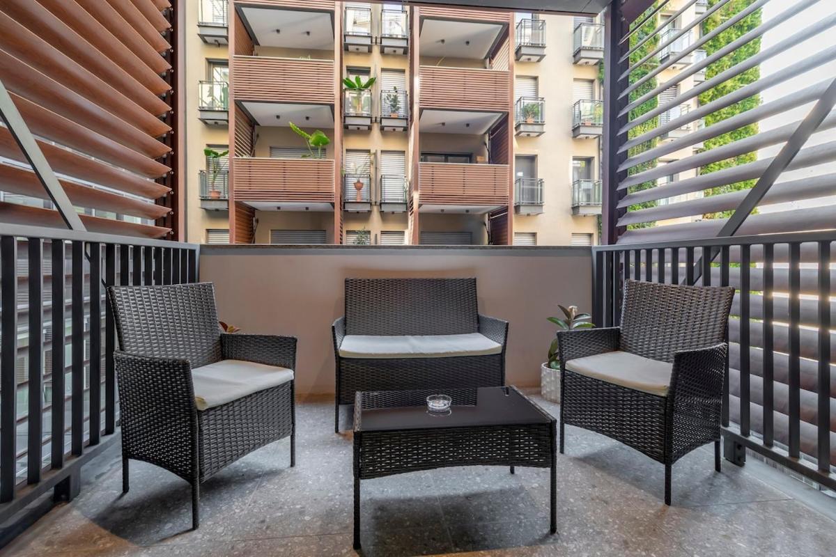 Aurealiving - Premium With Air Conditioning, Fast Wifi And Free Gym Apartment Rom