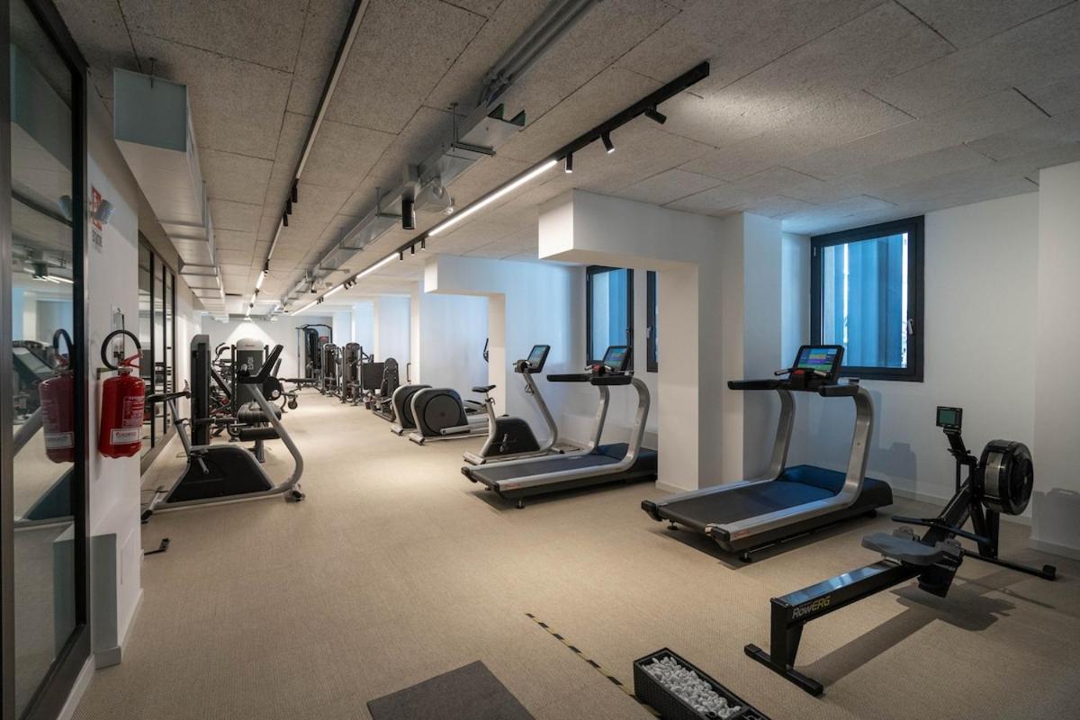 Aurealiving - Premium With Air Conditioning, Fast Wifi And Free Gym *